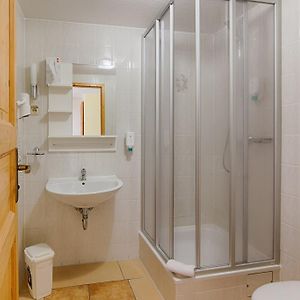 Familien-Zimmer